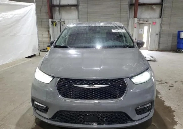 Chrysler Pacifica cena 69000 przebieg: 52000, rok produkcji 2021 z Świdnica małe 56